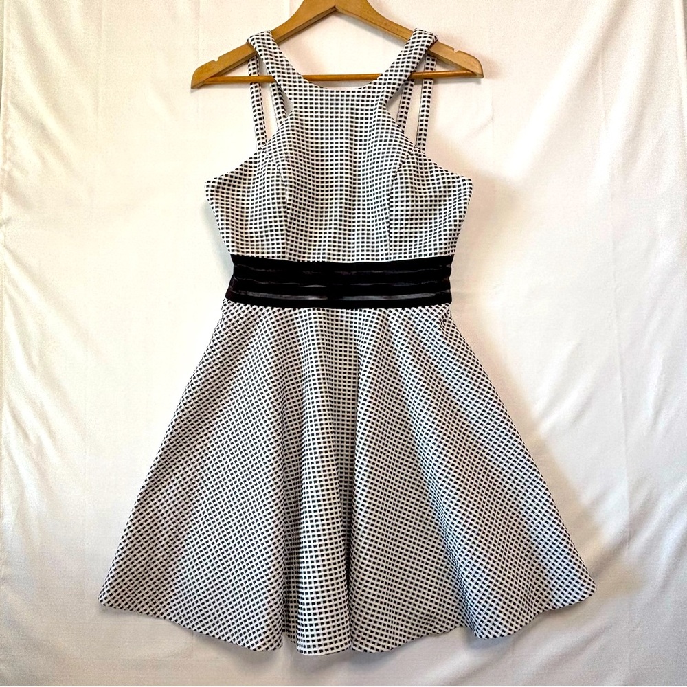 CITY STUDIO Junior’s Black and White Halter Fit and Flare Dress Size 11